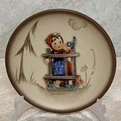 Miniature Plate, Hummel 203/T 2004 Signs of Spring