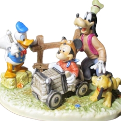 M.I. Hummel Figurines / Disney Figurine, Mickey, 17-376-01-03, 1 of 100