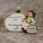 M.I. Hummel 900 Merry Wanderer Plaque, Millennium 2000, Tmk 8, Type 1
