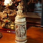 Beer Stein, Figural lid, Catalog Number 1203, 0.5L, Pottery, relief, figural lid