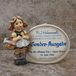 M.I. Hummel 722 Little Visitor Plaque, Type 2, Personalized, Tmk 7, Type 3