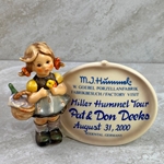 M.I. Hummel 722 Little Visitor Plaque, Personalized, Pat & Don Deeks, Tmk 7