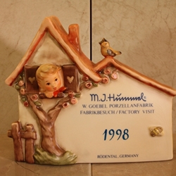 M.I. Hummel 822 Hummelnest, Personalized, Plaque, 1998, Tmk 7