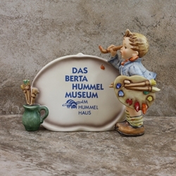 M.I. Hummel 756 Das Berta Hummel Museum Plaque Tmk 7, Type 1