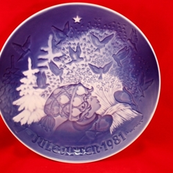 Bing & Grøndahl Christmas Plate 1981