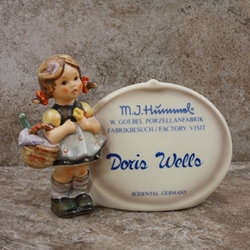 M.I. Hummel 722 Little Visitor Plaque, Type 2, Personalized, Tmk 7, Type 6