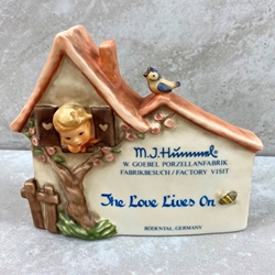 M.I. Hummel 822 Hummelnest, Personalized, Plaque, Tmk 7, The Love lives On, Type 1