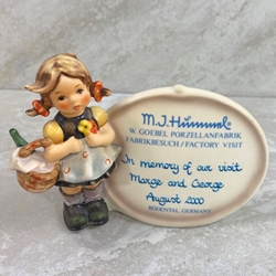 M.I. Hummel 722 Little Visitor Plaque, Type 2, Personalized, Marge and George, Tmk 7