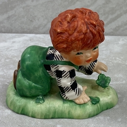 Goebel Figurine, Charlot Byj Red Head Series, BYJ 44 Lucky Day, Tmk 4