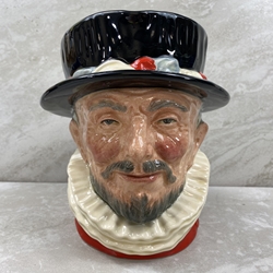 ‎Royal Doulton® Beefeaters D6206