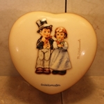 Hummel 2152 Dearly Beloved Trinket Box, Arbeitsmuster, Tmk 8