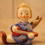 Hummel 238 A Angel with Lute