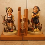 Hummel 250 A / B  Little Goat Herder / Feeding Time  Bookends