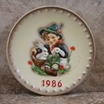 Hummel 279 1986 Annual Plate, Playmates