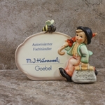 Hummel 900 Merry Wanderer Plaque, German Language