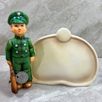 Hummel 726 Soldier Boy Plaque, Arbeitsmuster