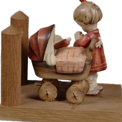Hummel 76/A Doll Mother, Bookend