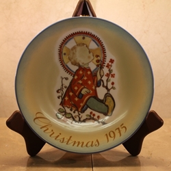 Berta Hummel Plates