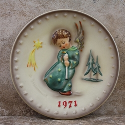 Hummel 264 1971 Annual Plate, Heavenly Angel