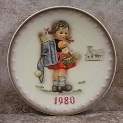 Hummel 273 1980 Annual Plate, School Girl