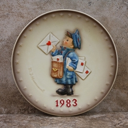 Hummel 276 1983 Annual Plate, Postman