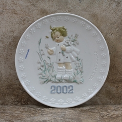 Hummel 923 Annual Plate, 2002 Bumblebee Friend