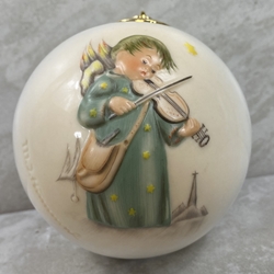 Hummel 3012 Ball Ornament