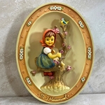 M.I. Hummel 3007 Apple Tree Girl Tmk 6, Type 1