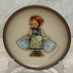 M.I. Hummel 175/T 2002 Mother's Darling, Miniature Plate, Tmk 8