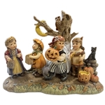 Danbury Mint, M.I. Hummel Figurine — Trick or Treat