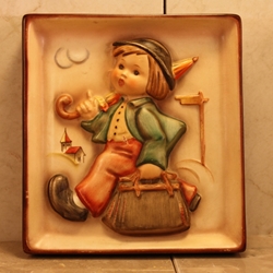 M.I. Hummel 92 Merry Wanderer, Plaque, M.I. Hummel Signature Back, Tmk 2