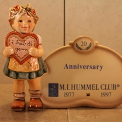 M.I. Hummel 717 Valentine Gift Plaque, Personalized, Tmk 7, 20th Anniversary, Type 1