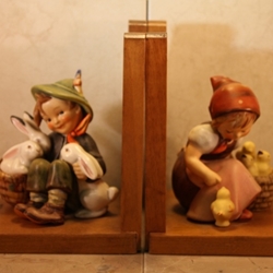 M.I. Hummel 61/B Chick Girl Bookends Tmk 3, Type 1