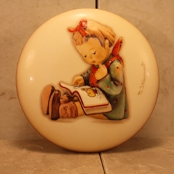 M.I. Hummel 685 Bookworm Trinket Box Tmk 8, Type 1