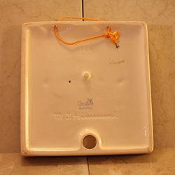 M.I. Hummel 126 Retreat to Safety, Plaque Tmk 5