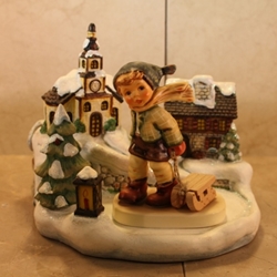 M.I. Hummel 2047 Winter Sleigh Ride, Tmk 8, Home for the Holidays, Type 1