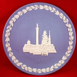 Wedgwood Christmas Plate 1970 Trafalgar Square