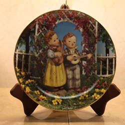 Danbury Mint, M I Hummel Plate ~ Little Musicians