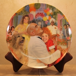 Knowles, ANNIE Collector Plate Series, 8th Issue, 1986 Annie and Daddy Warbucks