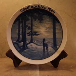 Rosenthal Weihnachten Christmas Plate, 1944 Newer Version