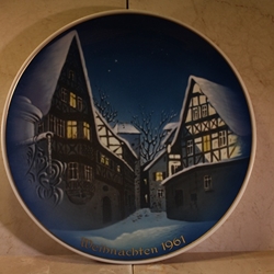 Rosenthal Weihnachten Christmas Plate, 1960 Error Dated 1961