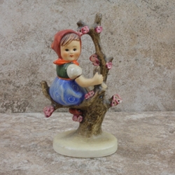 M.I. Hummel 141 3/0 Apple Tree Girl Tmk 3, West Germany, Type 2