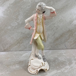 Goebel Figurine, Blumenkinder, Lore 16-047-21, "GENTLEMAN" Tmk 6