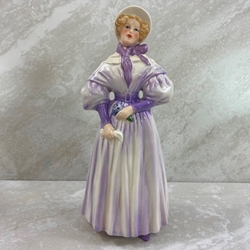 Goebel Figurines, Fashion On Parade, 16 284 21, Gentle Thoughts 1835, Tmk 6