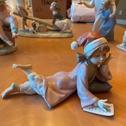 ‎Lladro Figurine, #6194 Christmas Wishes