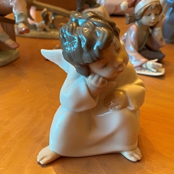‎Lladro Figurine, #4539 Thinking Angel