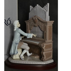 ‎Lladro Figurine, #1801 Young Bach