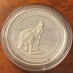 2013 1 Dollar - Elizabeth II 4th Portrait - Kangaroo - High Relief,  Australia