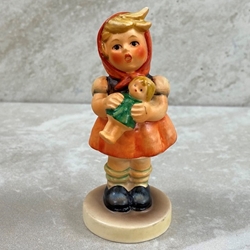 M.I. Hummel 239/B Girl with Doll, Foil Tag Missing, Tmk 5