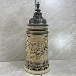 Beer Stein, Marzi & Remy, Catalog Number 246, 1.0L, Pottery, relief, pewter lid.